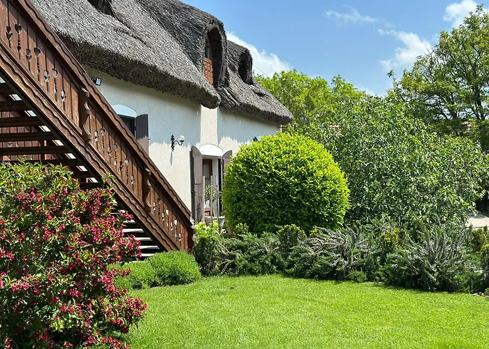 The Of History - Anno 1830 ホテル ティハニ