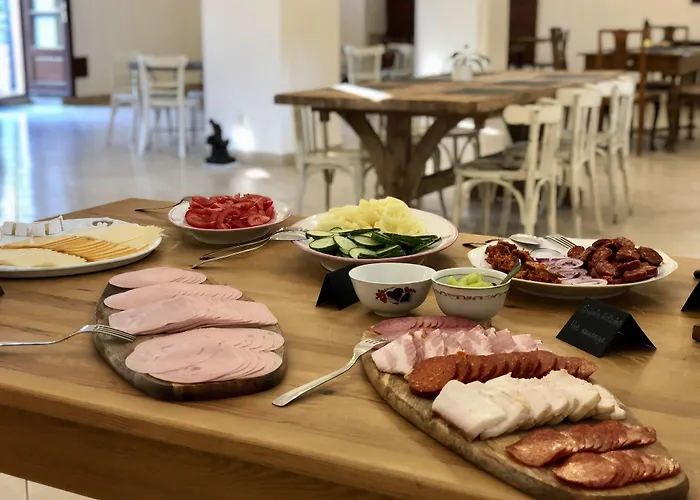 The Of History - Anno 1830 4* Tihany