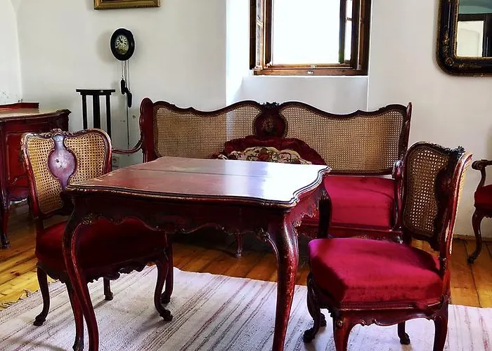 ホテル The Of History - Anno 1830 ティハニ