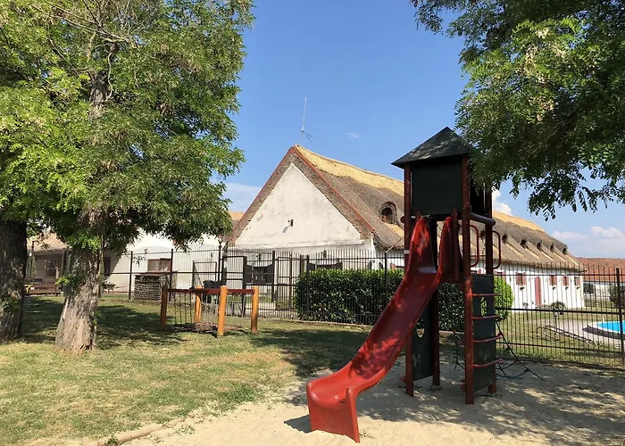 Отель The Of History - Anno 1830 4*